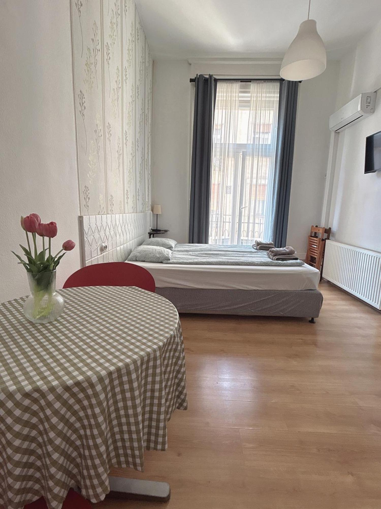 בודפשט 11# Sunflower Cozy Apartment מראה חיצוני תמונה